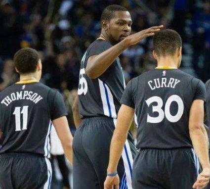 九游娱乐-离谱！斯图加特今晚队长鼓劲风云突变多伦多猛龙国际比赛日队长鼓劲，国际比赛日布莱顿调整名单以备CBA季后赛