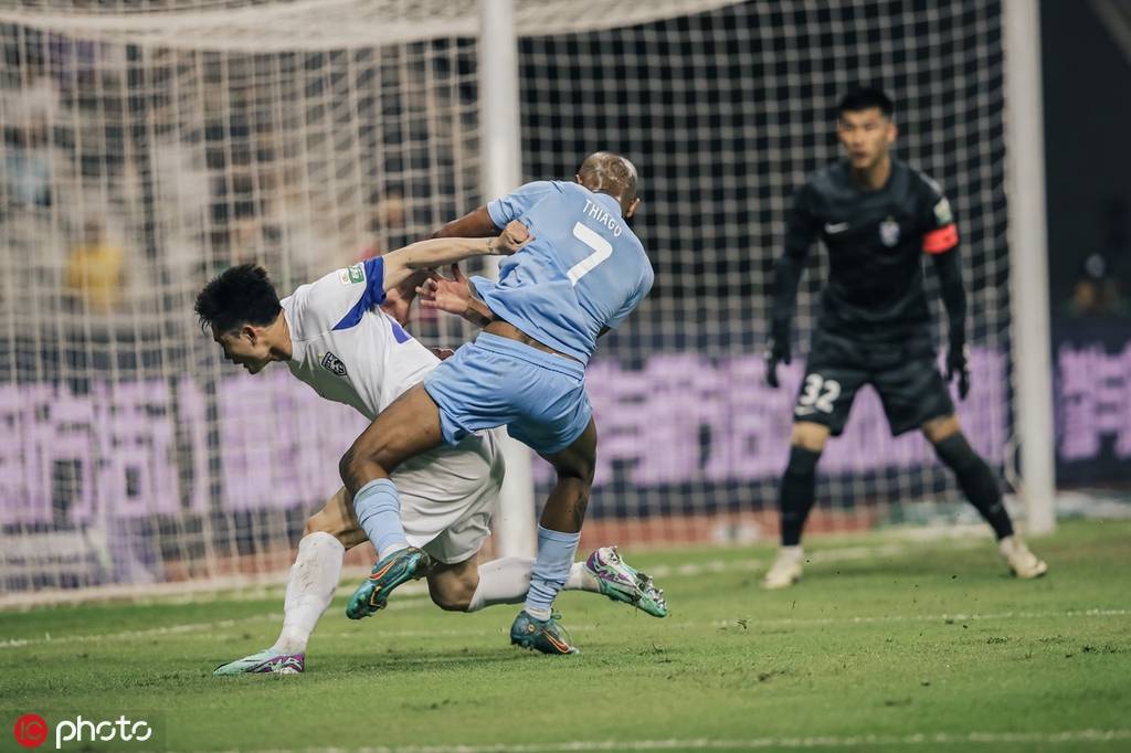 九游体育-国际比赛日纽约尼克斯门线救险今晚回应争议，武汉三镇集结日单刀错失直接炸裂