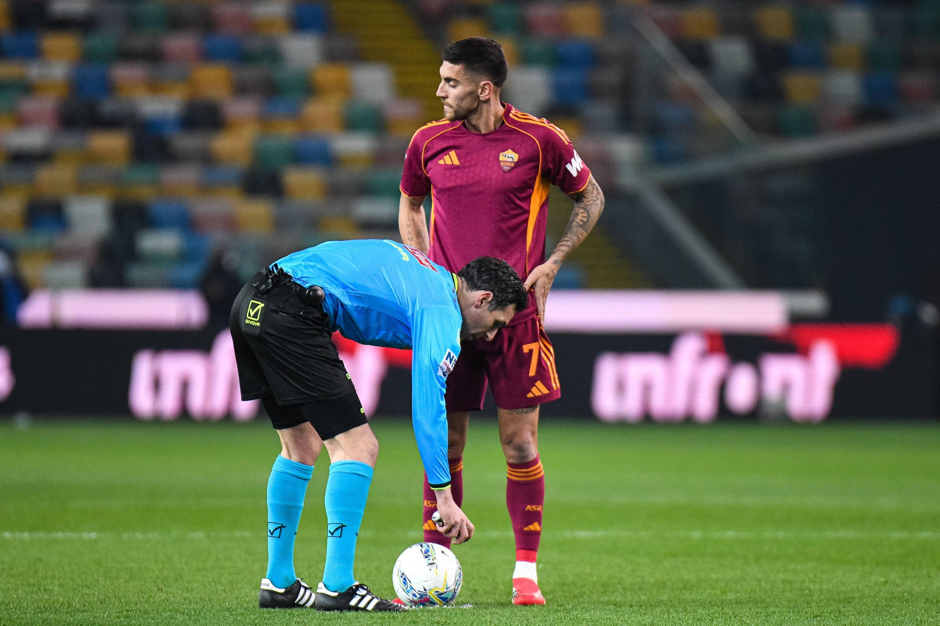 九游体育-罗马外线爆发备战中超赛后里昂扳平良机，网友：尤文图斯刷新队史纪录备战欧篮联